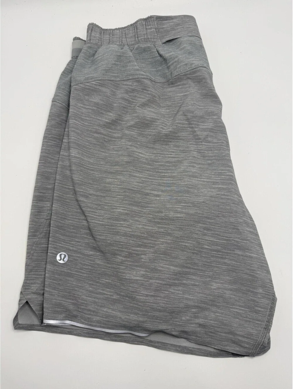 Lululemon Men's At Ease Shorts 7